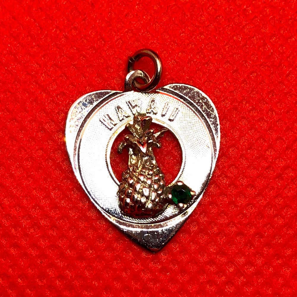 Hawaii Sterling Bracelet Charm.